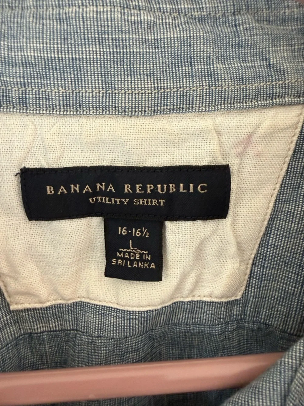 Banana Republic Light‎ Blue Striped Utility Shirt 16-16 1/2. 100% Cotton